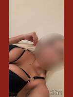 Vivien
  Szolnok
  21 éves