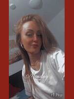Laura
  Budapest (3. ker.)
  24 éves