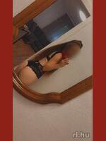 Bianka
  Pécs
  20 éves