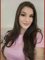 Bella
  Eger
  23 éves