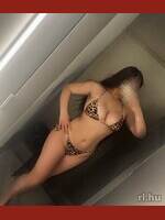 Jasmine
  Budapest (14. Suchen)
  20 Alter