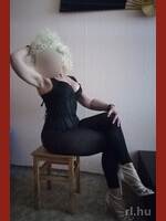 Virág
  Budapest (2. ker.)
  47 éves